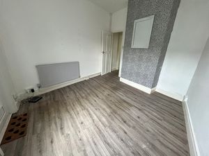 Lounge- click for photo gallery